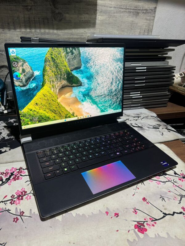 Alienware X16 Gaming Laptop – Core i9 13th Gen, 32GB RAM, 1TB SSD, RTX 4090 16GB, 16” QHD+ 240Hz (Fresh Like New)