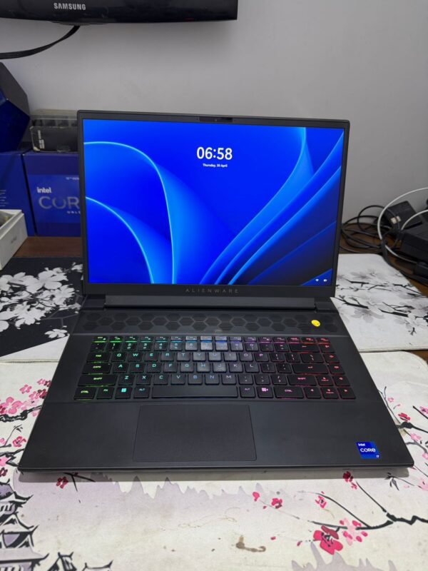 UK Used Alienware M16 R1 – Core i7 13th Gen, 16GB RAM, 1TB SSD, RTX 4070 8GB, 16” QHD+ 165Hz