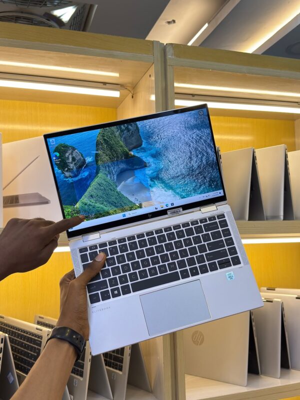Clean UK Used HP EliteBook 1040 G7  | Core i7 Laptop |10th Gen |16GB RAM | 512GB SSD| Slim Buisness Laptop