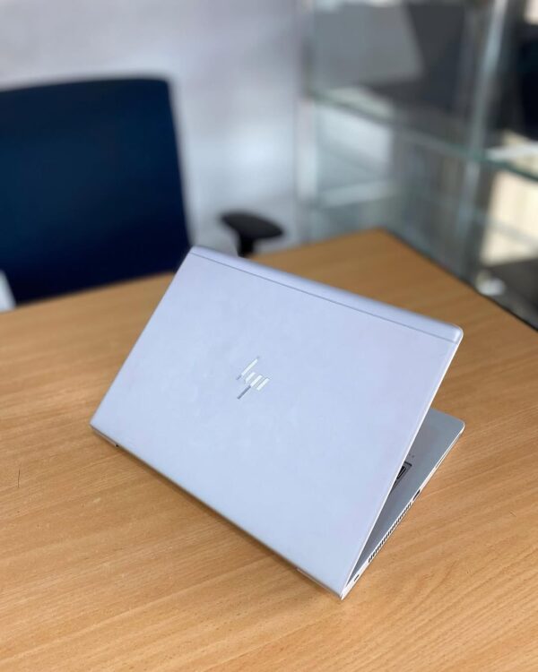 HP EliteBook 830 G5| 8th Gen| Core i7 Laptop | 8GB RAM | 256GB SSD| Slim Buisness Laptop
