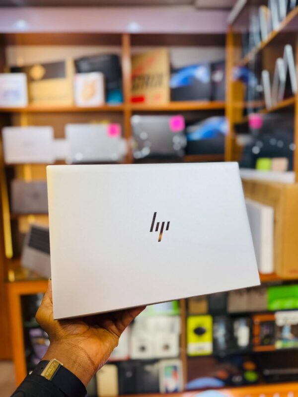 HP EliteBook 830 G8| 11th Gen| Core i7 Laptop | 16GB RAM | 512GB SSD| Slim Buisness Laptop