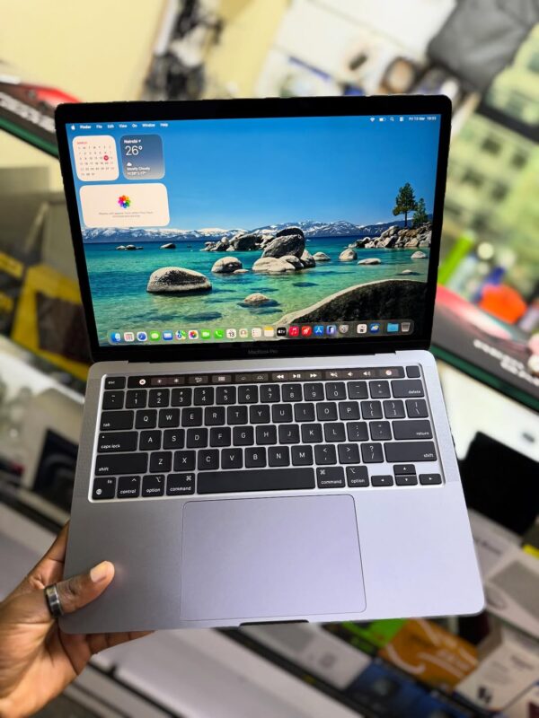 MacBook Pro 2020 13” M1 – 8GB RAM, 256GB SSD, Touch Bar, Space Grey (UK Used)